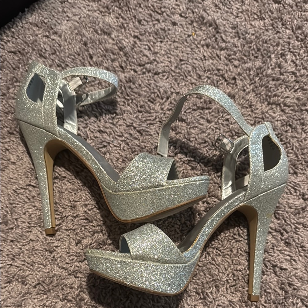 Mix No. 6 Silver Heels with Glitter Finish
